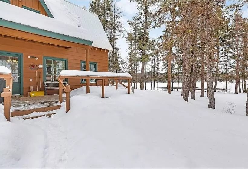 Hotelli Diamond Belle Guest Ranch