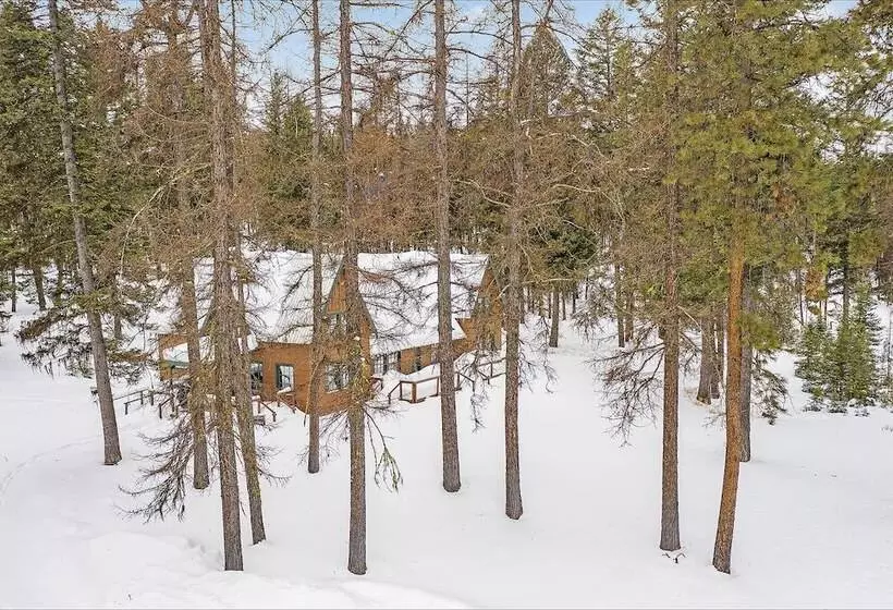 Hotelli Diamond Belle Guest Ranch