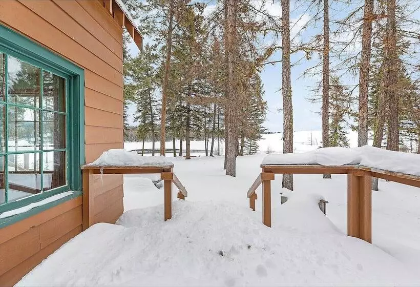 Hotelli Diamond Belle Guest Ranch