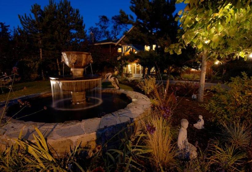 酒店 Galiano Oceanfront Inn & Spa