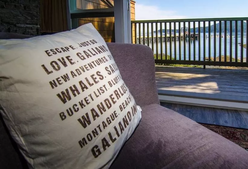 Hotelli Galiano Oceanfront Inn & Spa