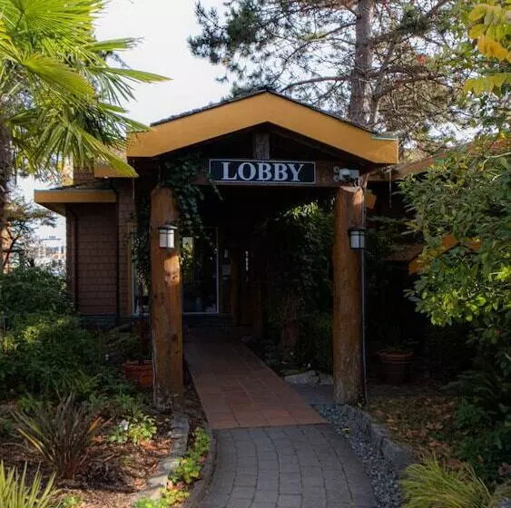 Hotelli Galiano Oceanfront Inn & Spa