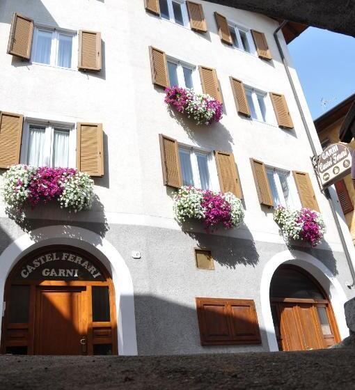 酒店 Garni Castel Ferari