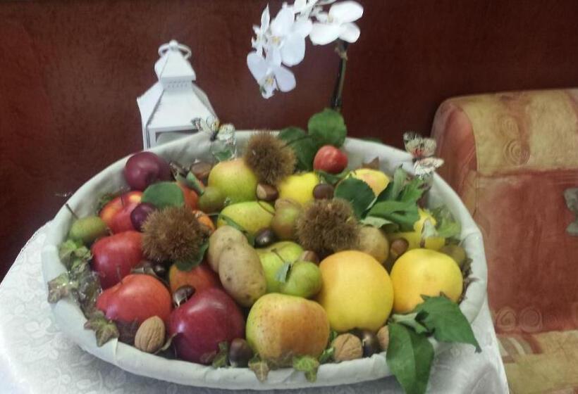 酒店 Garni Castel Ferari