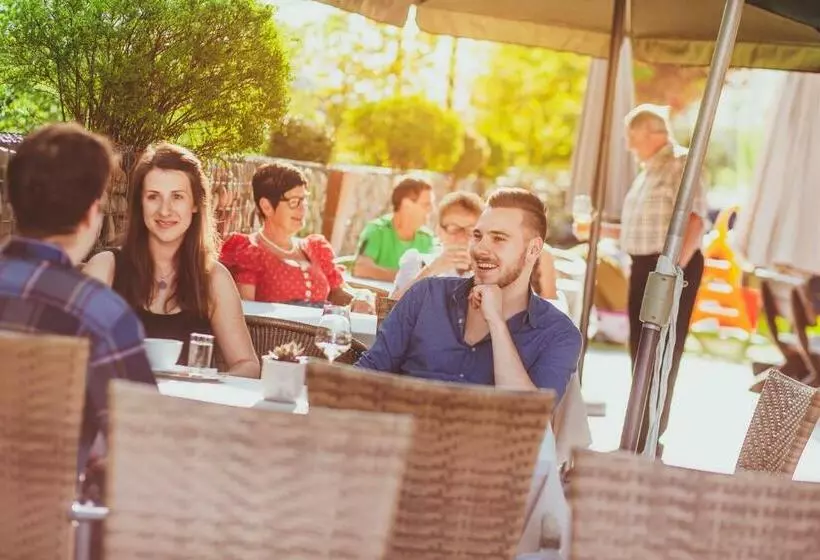 Hotelli Hueber Der Wirt