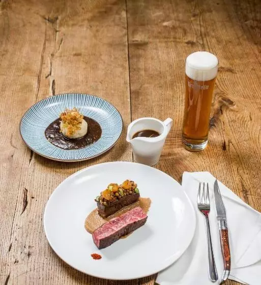 Hotelli Hueber Der Wirt