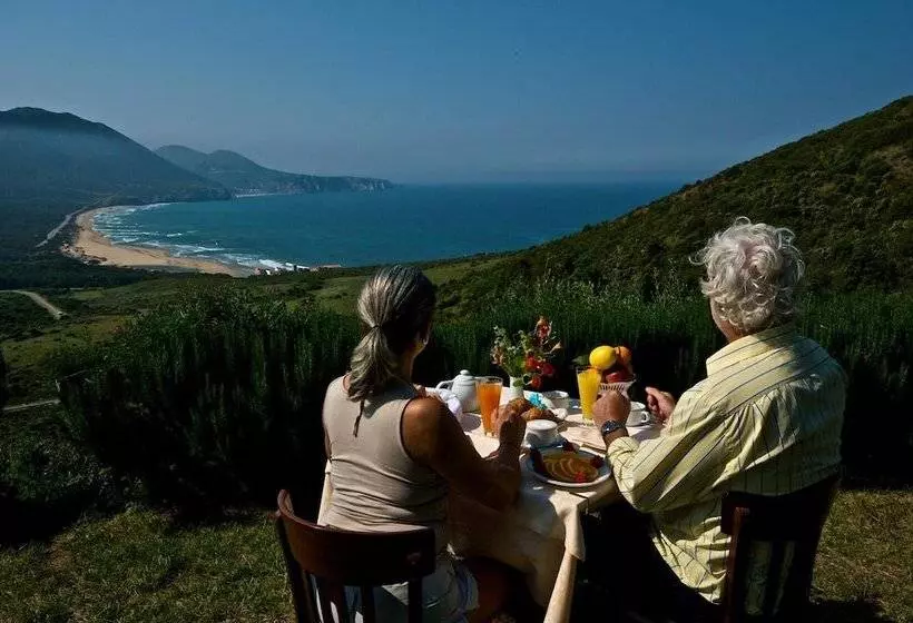 ホテル Sardus Pater