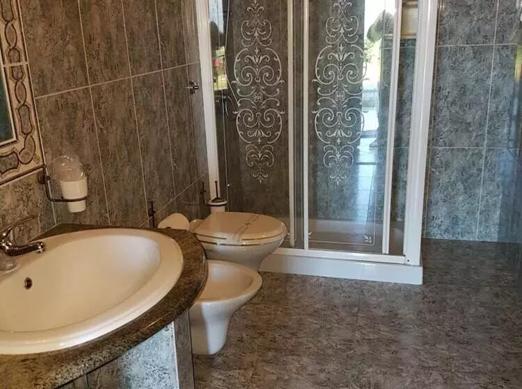 ホテル Sardus Pater