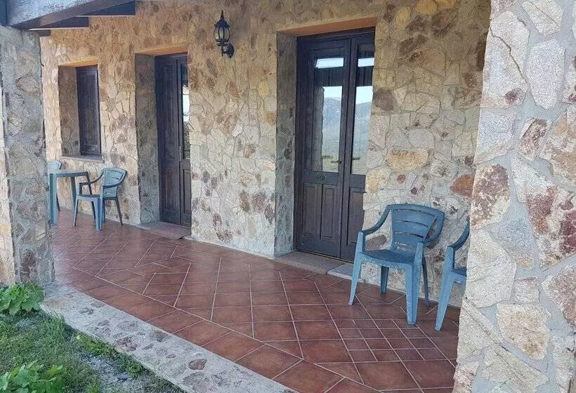 ホテル Sardus Pater