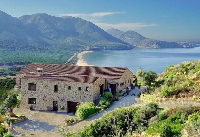 ホテル Sardus Pater