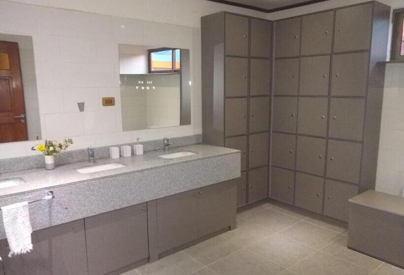 هتل Willy S Country Club Cauquenes