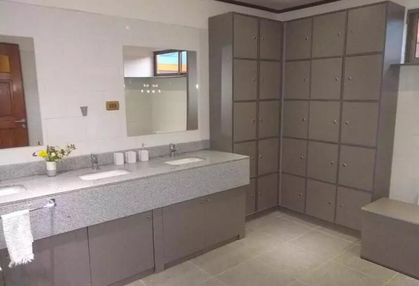 Hotelli Willy S Country Club Cauquenes