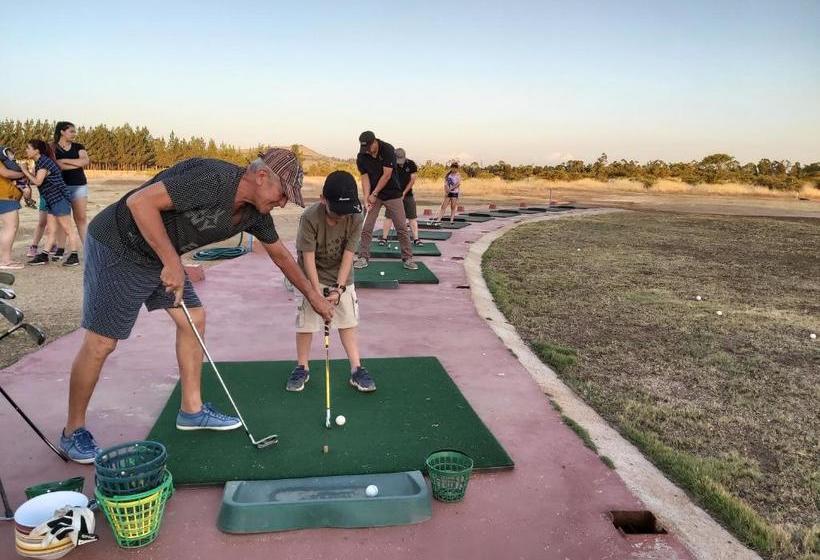 هتل Willy S Country Club Cauquenes