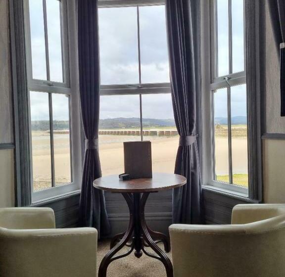 酒店 Ye Olde Fighting Cocks