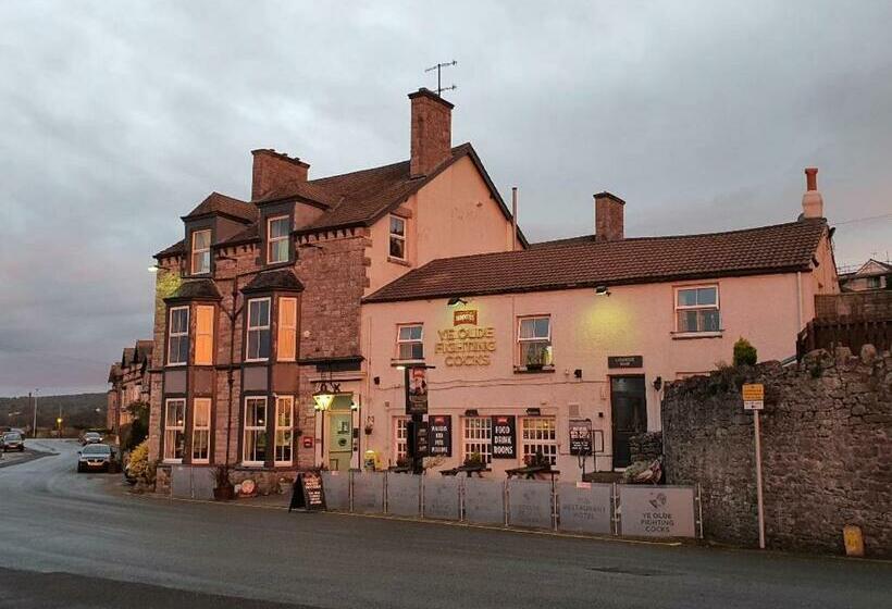 酒店 Ye Olde Fighting Cocks