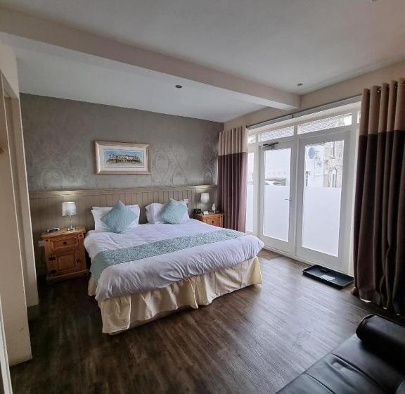 酒店 Ye Olde Fighting Cocks