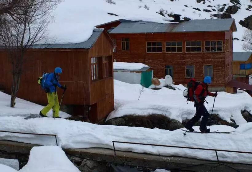 Kackar Pension
