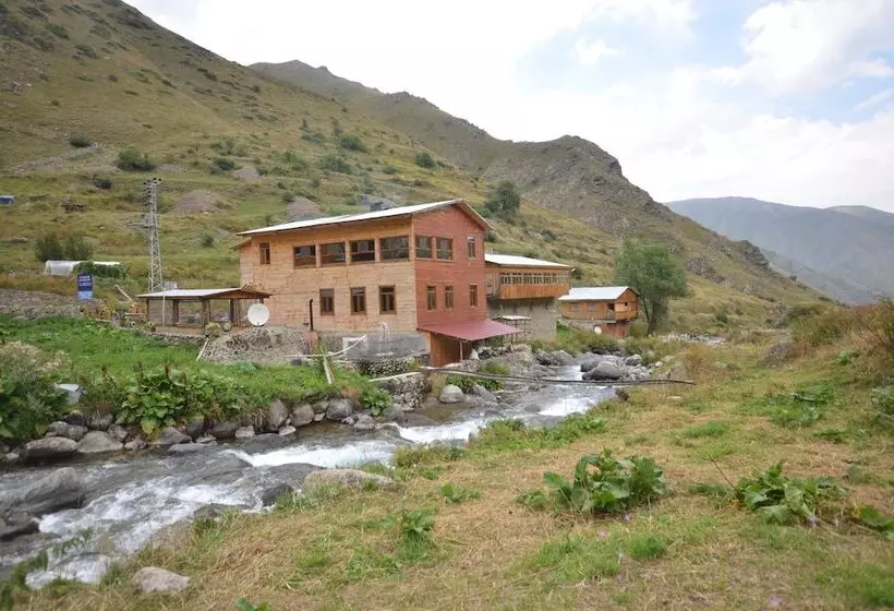 Kackar Pension