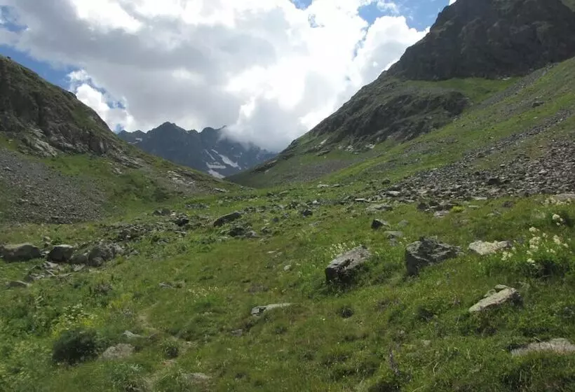 Kackar Pension