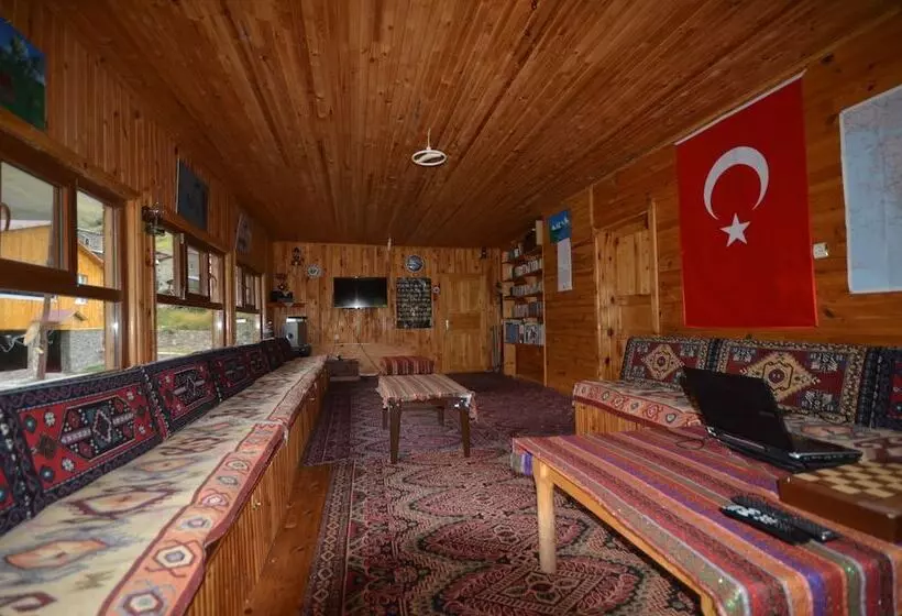 Kackar Pension