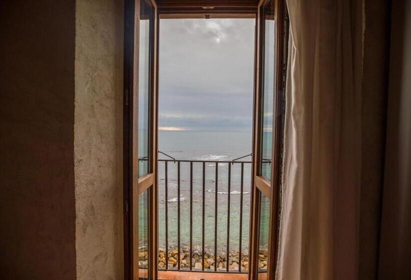 Ostello Del Castello Di Santa Severa