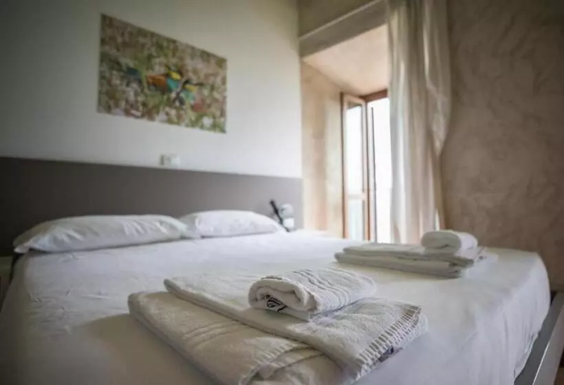 Ostello Del Castello Di Santa Severa