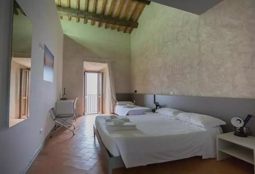 Ostello Del Castello Di Santa Severa