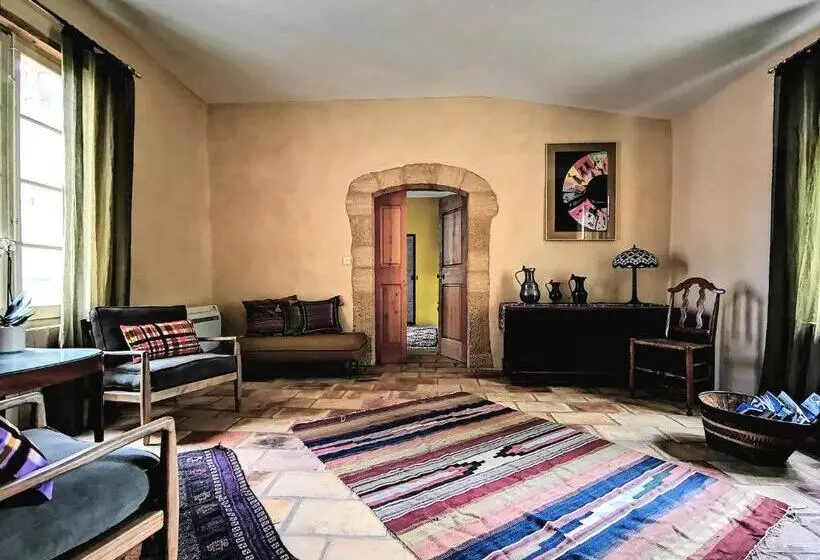 Majatalo La Bastide Du Farfadet