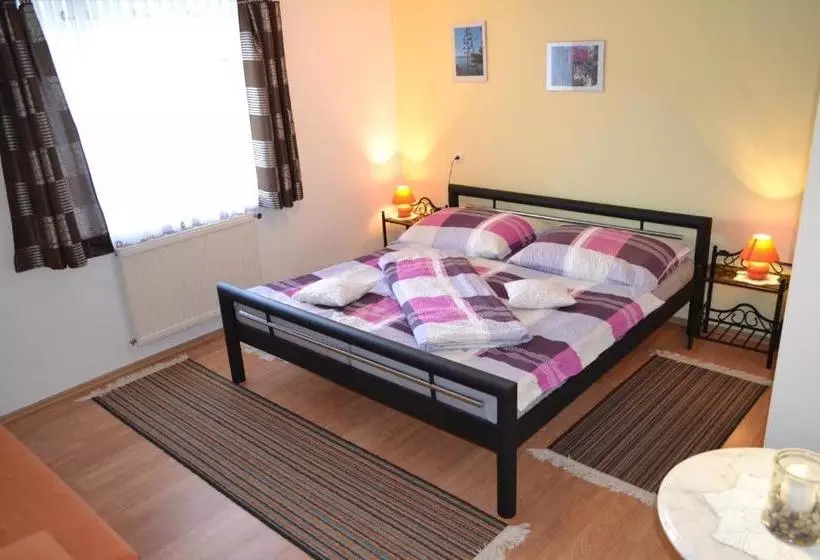 Pensione Zimmer Steger