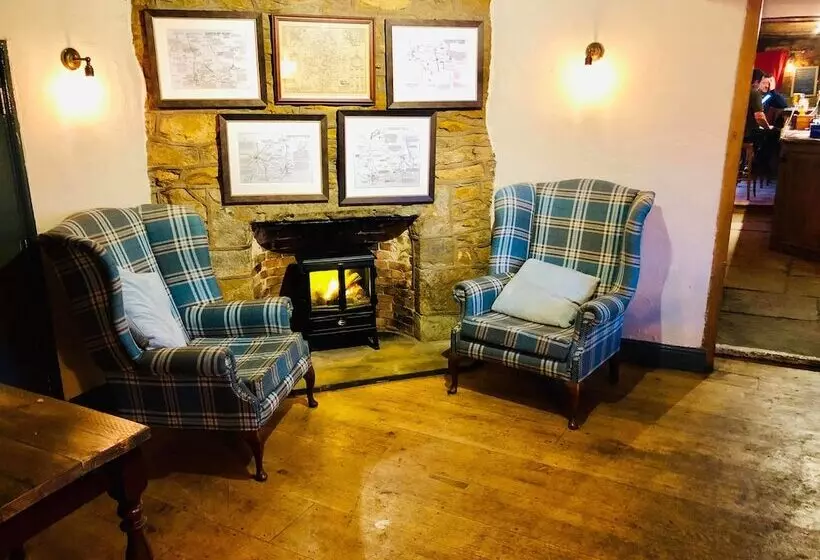 The Hollybush Inn And B&b