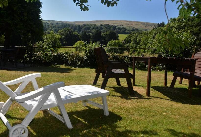 The Oxenham Arms Hotel Devon