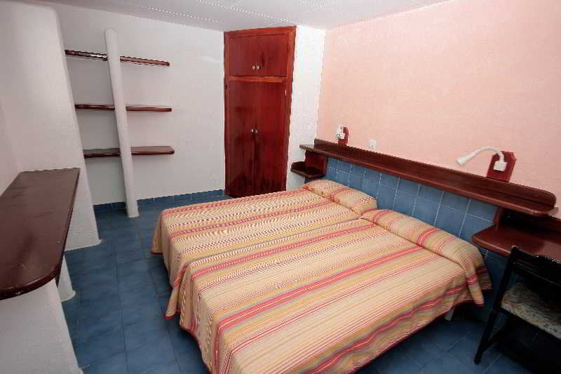 Ciudad De Vacaciones Cala Montjoi