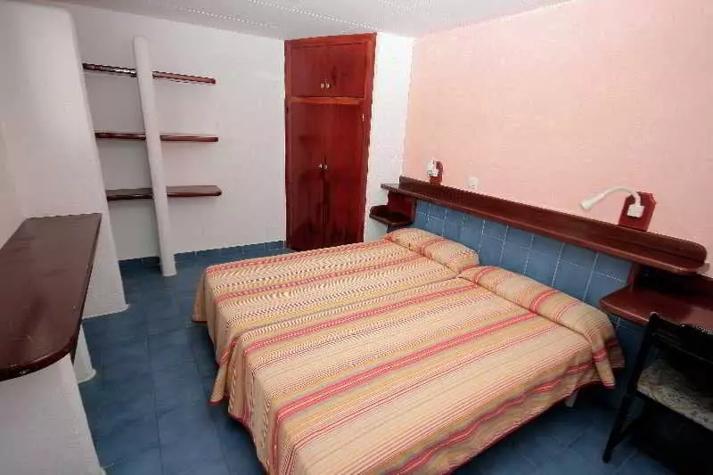 Ciudad De Vacaciones Cala Montjoi