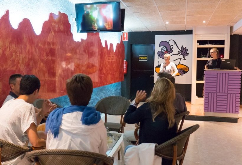 Ciudad De Vacaciones Cala Montjoi