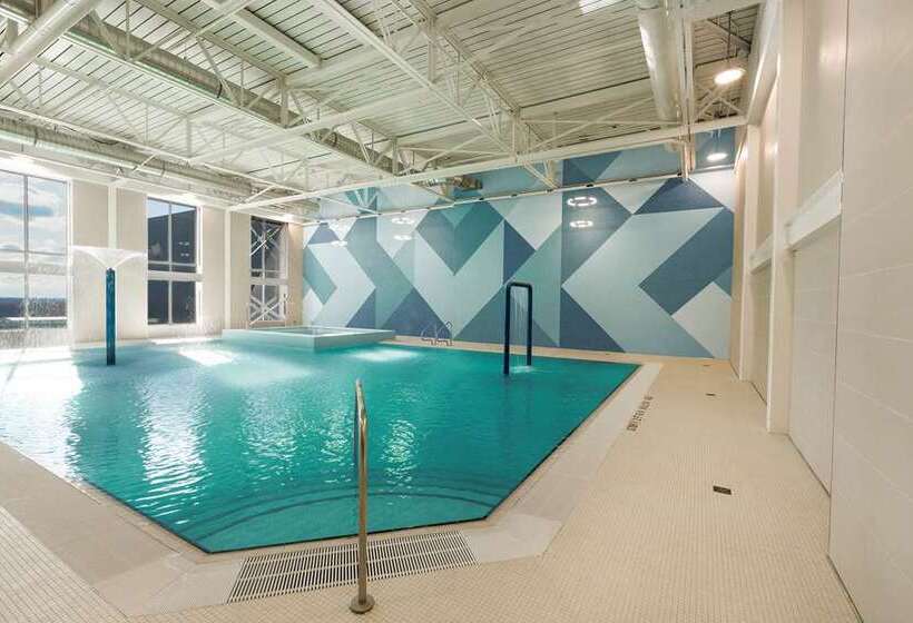 Hilton Niagara Falls/fallsview Hotel & Suites