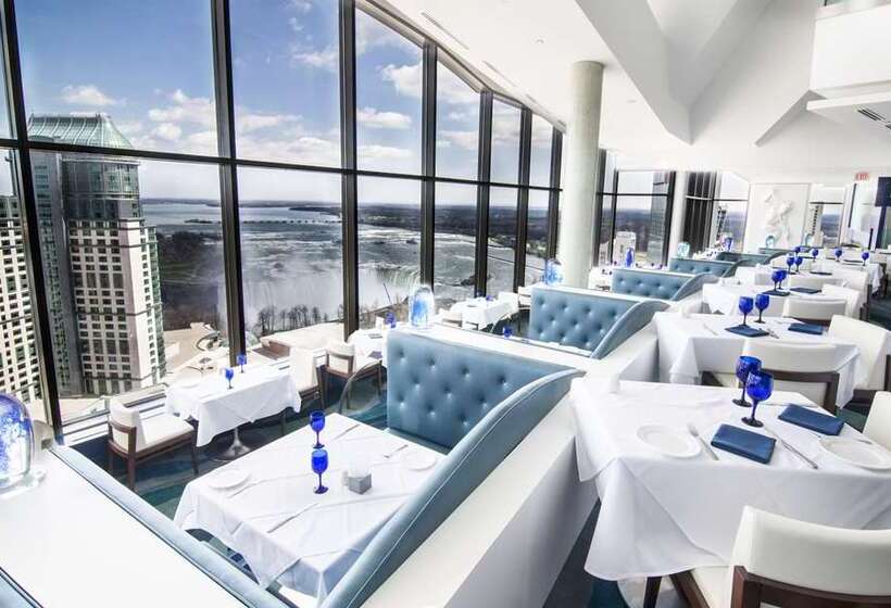 Hilton Niagara Falls/fallsview Hotel & Suites