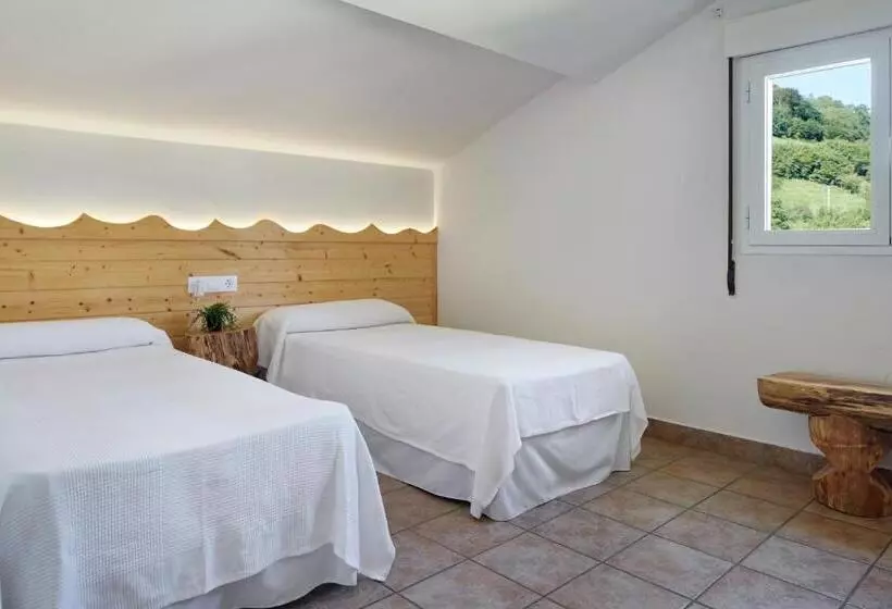 פונדק Leizarooms