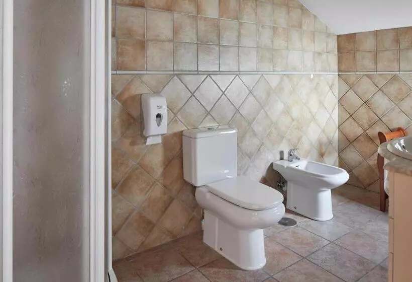 פונדק Leizarooms