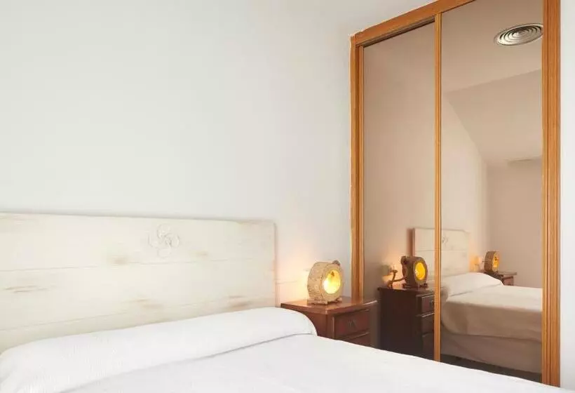 פונדק Leizarooms