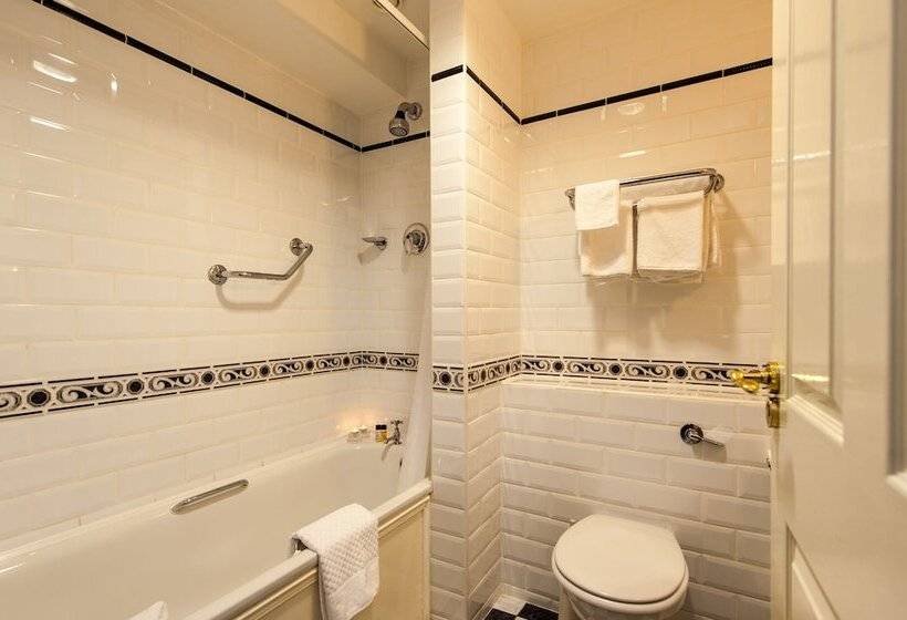 酒店 Blarney Castle