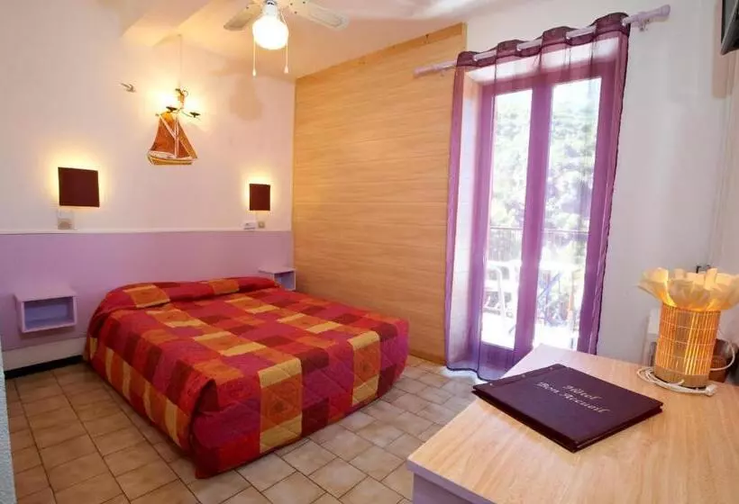 Отель Hôtel Le Bon Accueil