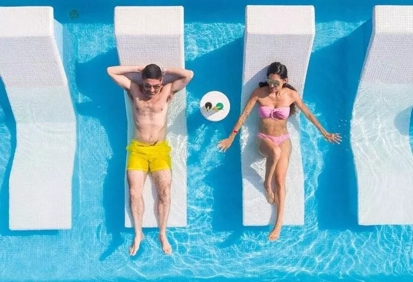 Buenaventura Grand Hotel & Great Moments   All Inclusive