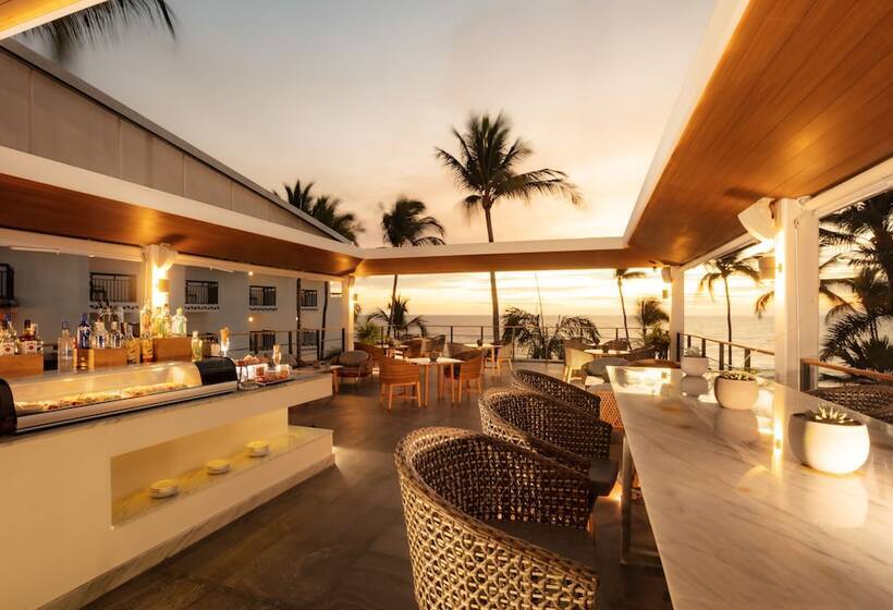 Buenaventura Grand Hotel & Great Moments   All Inclusive