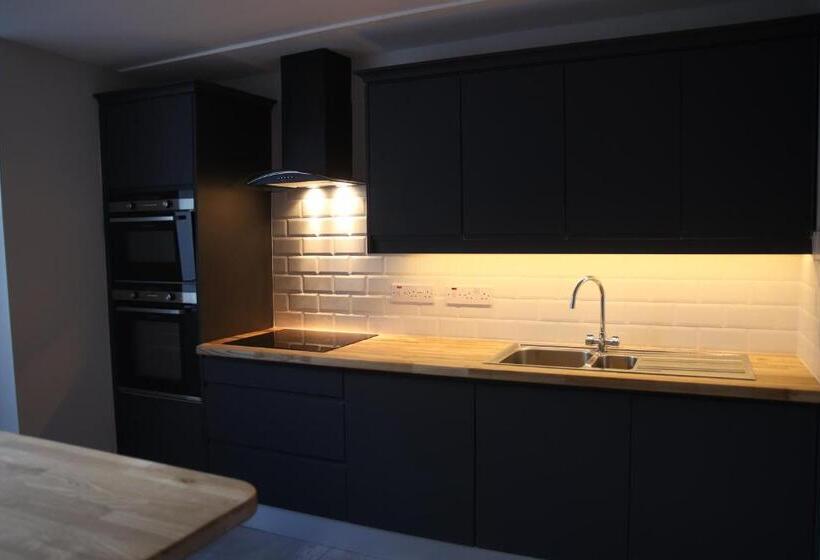 酒店 Crawford House  Scholarlee Living Apartments