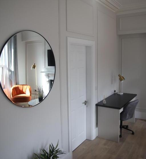 酒店 Crawford House  Scholarlee Living Apartments