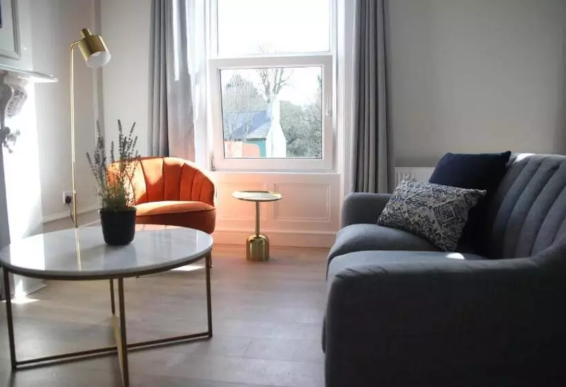 فندق Crawford House Scholarlee Living Apartments