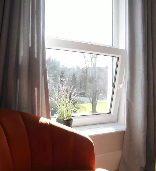 فندق Crawford House Scholarlee Living Apartments