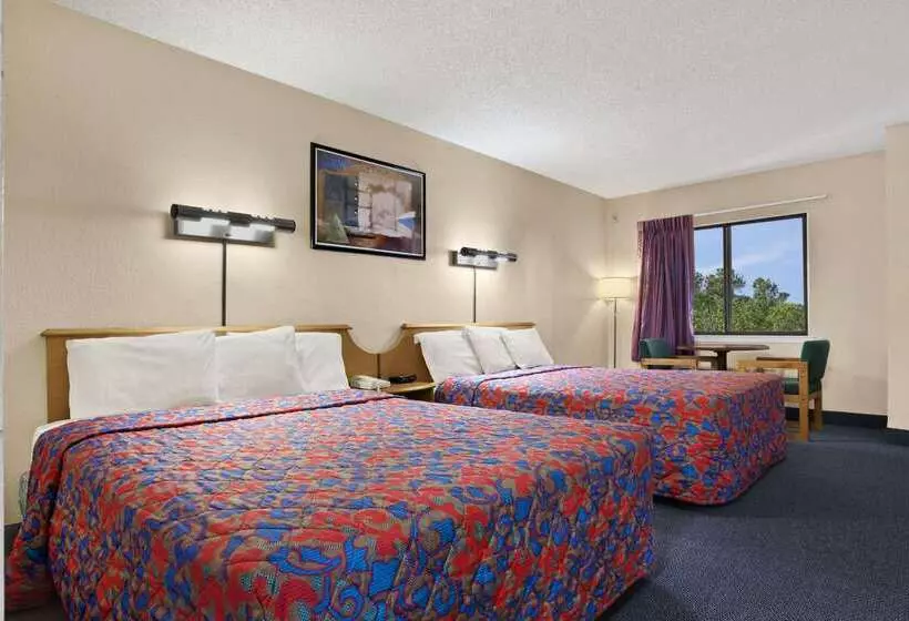 Отель Days Inn By Wyndham Buena Park