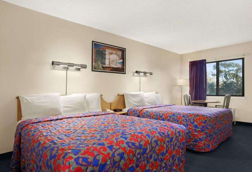 فندق Days Inn By Wyndham Buena Park
