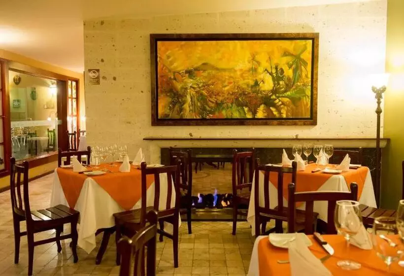 Отель El Cabildo